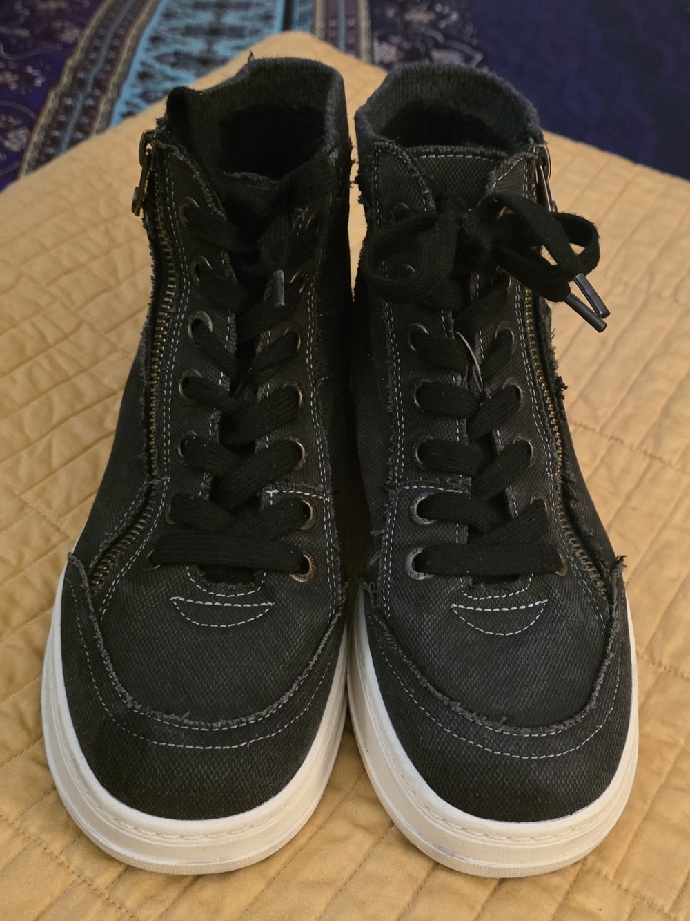 Blowfish Malibu High Top Sneakers In Black with Side Zipper Size 8